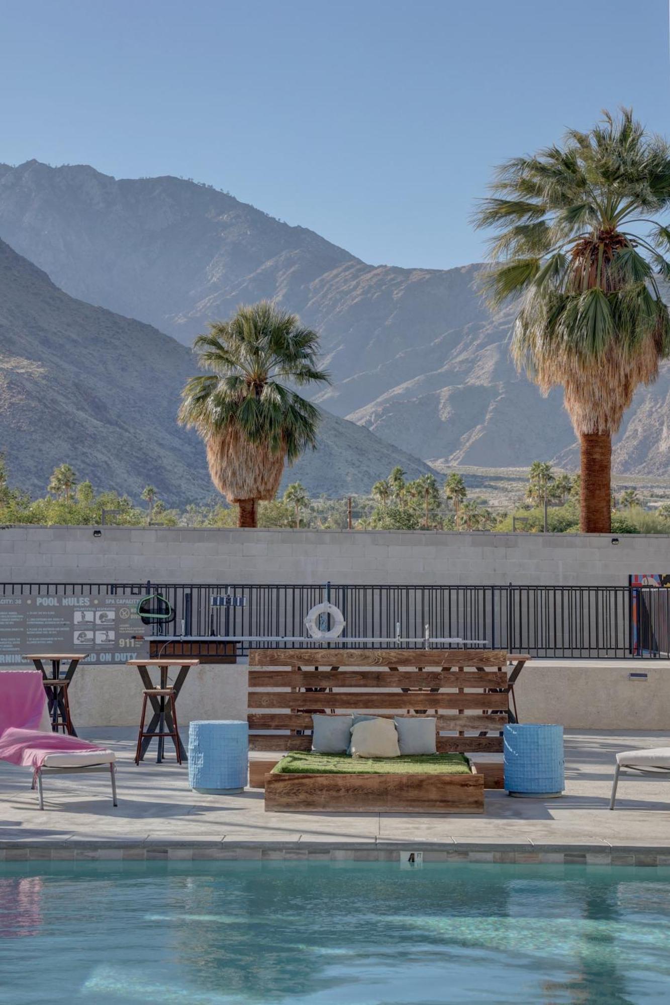 The Infusion Beach Club Palm Springs Buitenkant foto